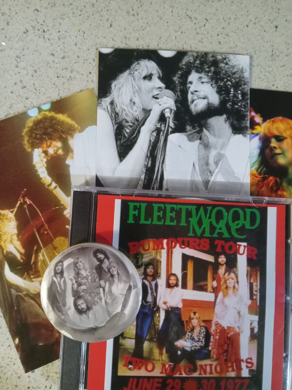 FLEETWOOD MAC Stevie Nicks vtg BUTTON / PIN & PIX + free Rare CD 1977 MSG, NYC 