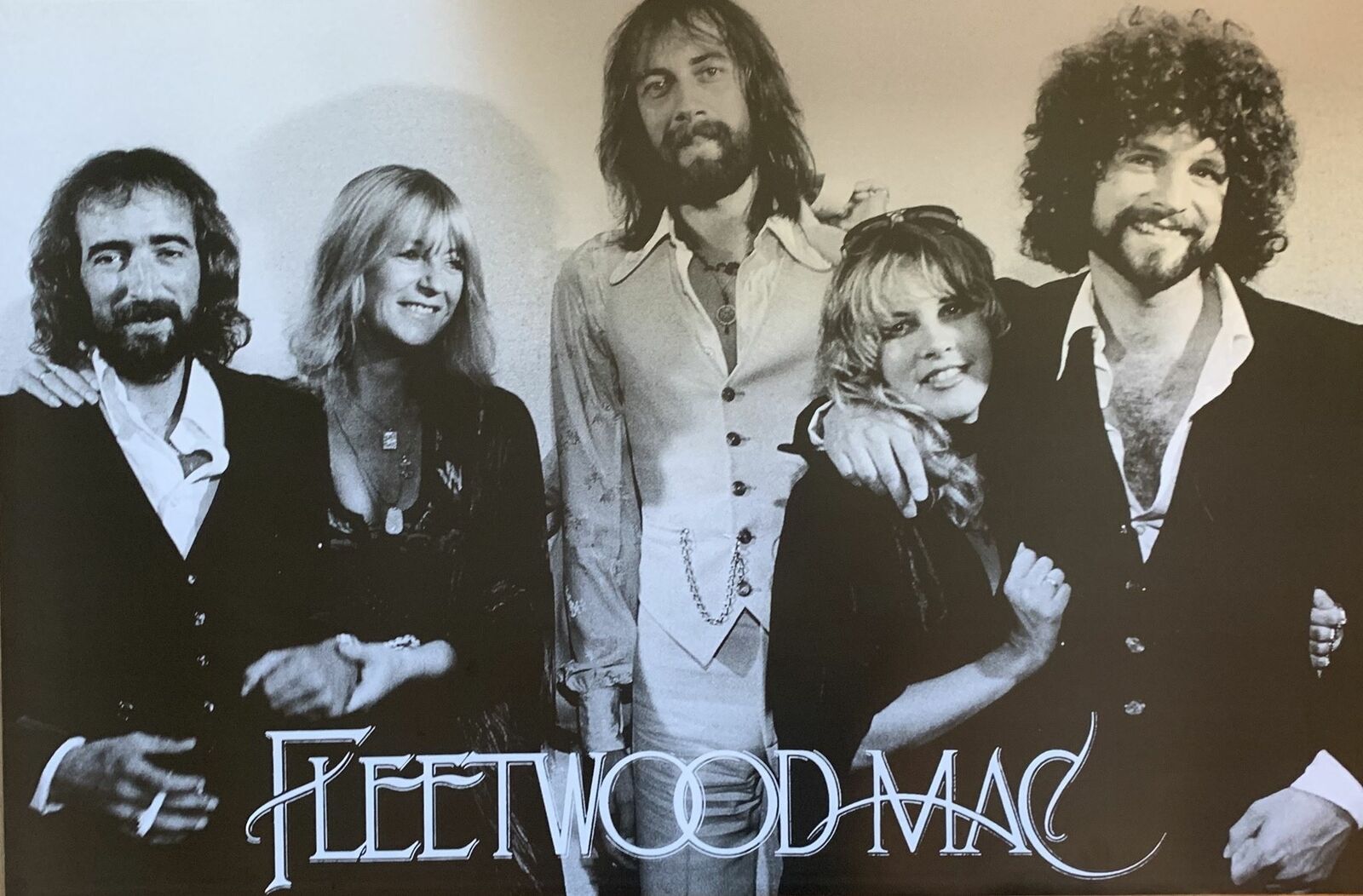 Fleetwood Mac Group Shot Poster 24 X 36