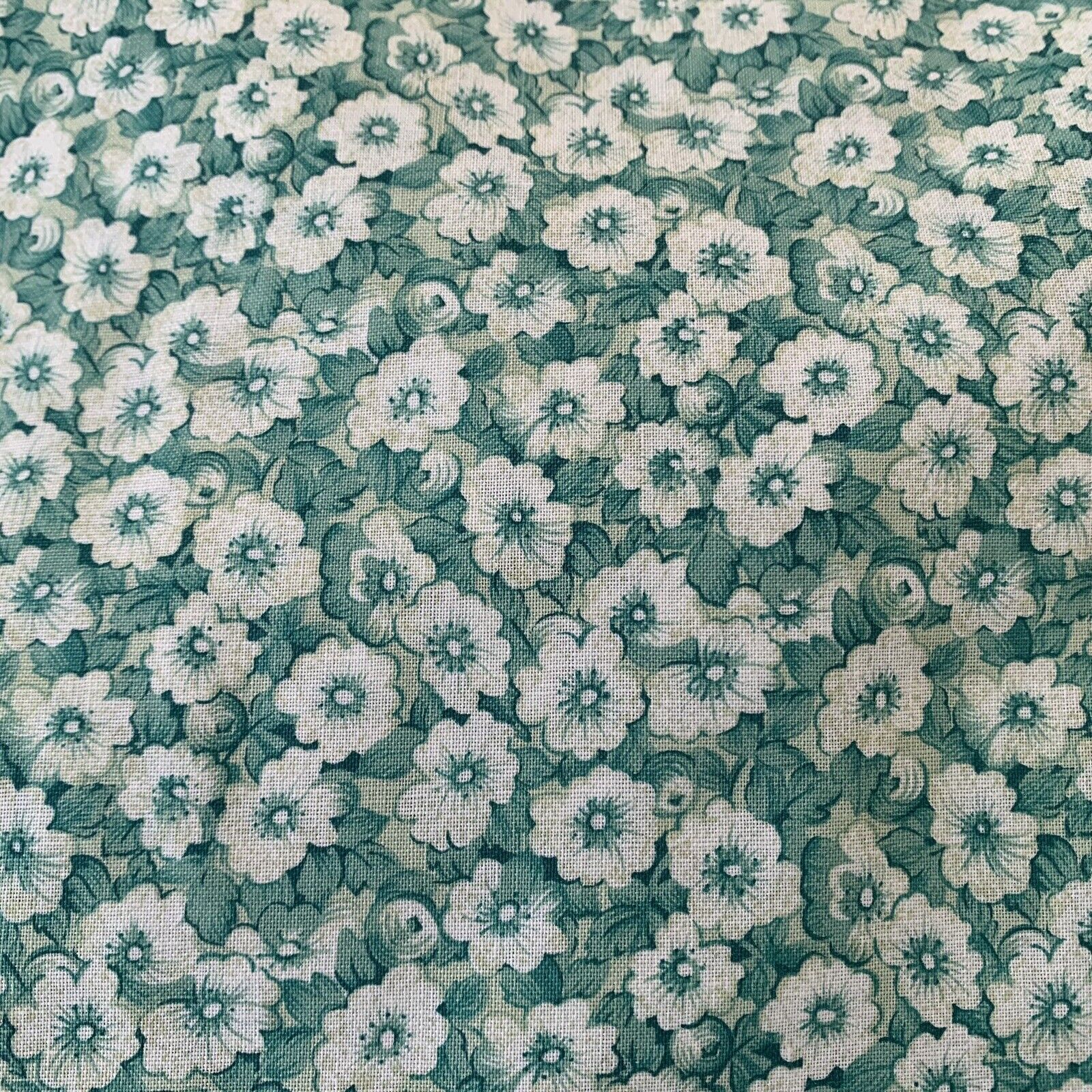 Vtg Peter Pan Green Floral Fabric Quilting Crafts 1.5 Yards